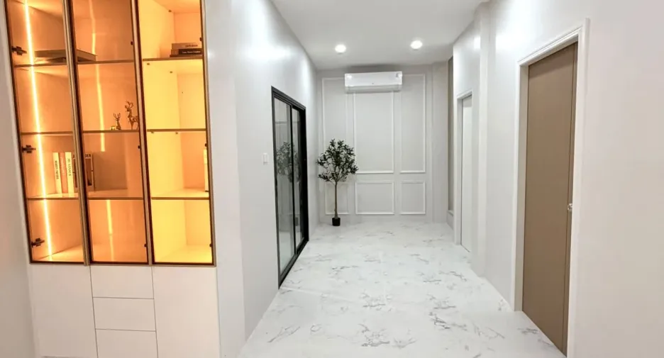 出售 4 卧室 别墅 在 Bang Lamung, Chon Buri