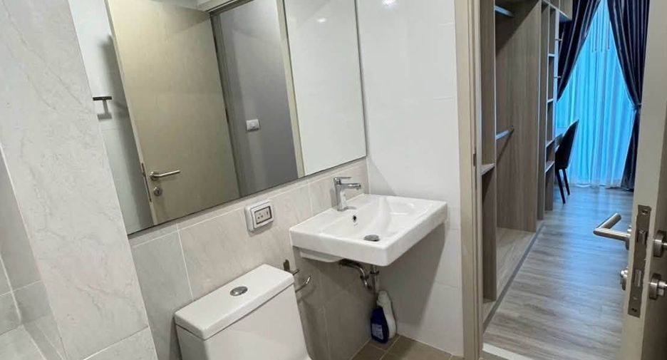 Condo en alquiler de 1 habitaciones en Bang Na, Bangkok