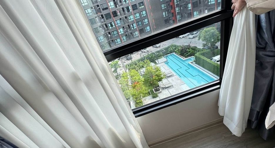 Condo en alquiler de 1 habitaciones en Bang Na, Bangkok