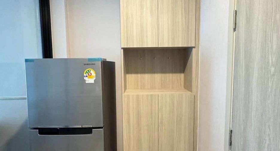 Condo en alquiler de 1 habitaciones en Bang Na, Bangkok