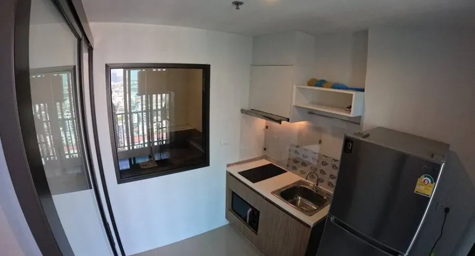 À vendre 1 chambre condo à Bang Sue, Bangkok