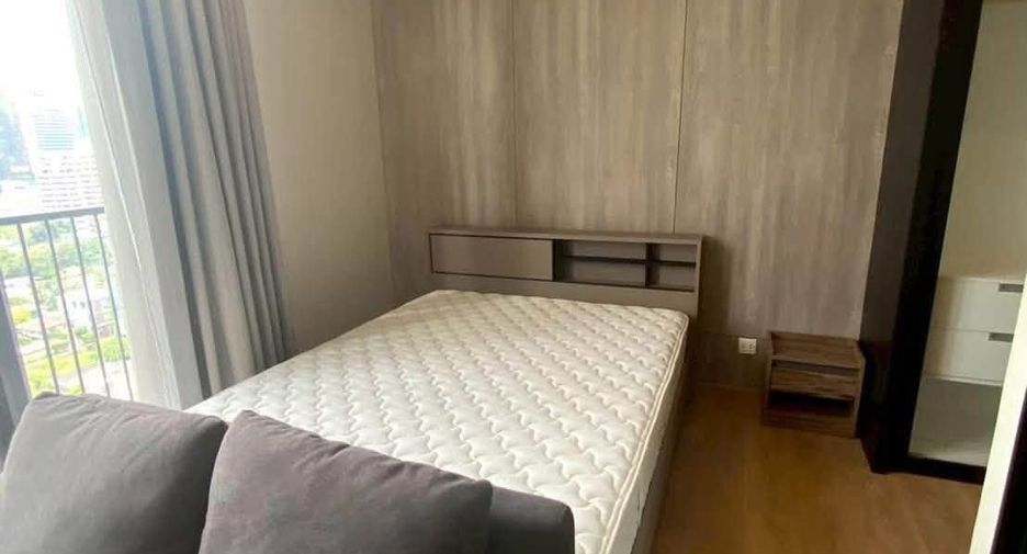 Condo en alquiler de 1 habitaciones en Watthana, Bangkok