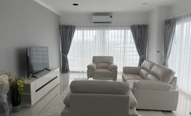 À louer 2 chambres condo 