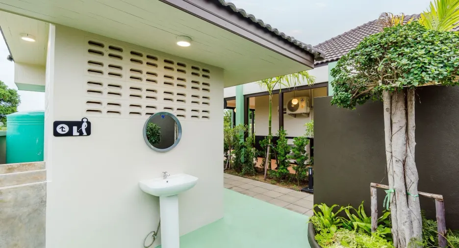 For rent 4 bedrooms house in Hua Hin, Prachuap Khiri Khan