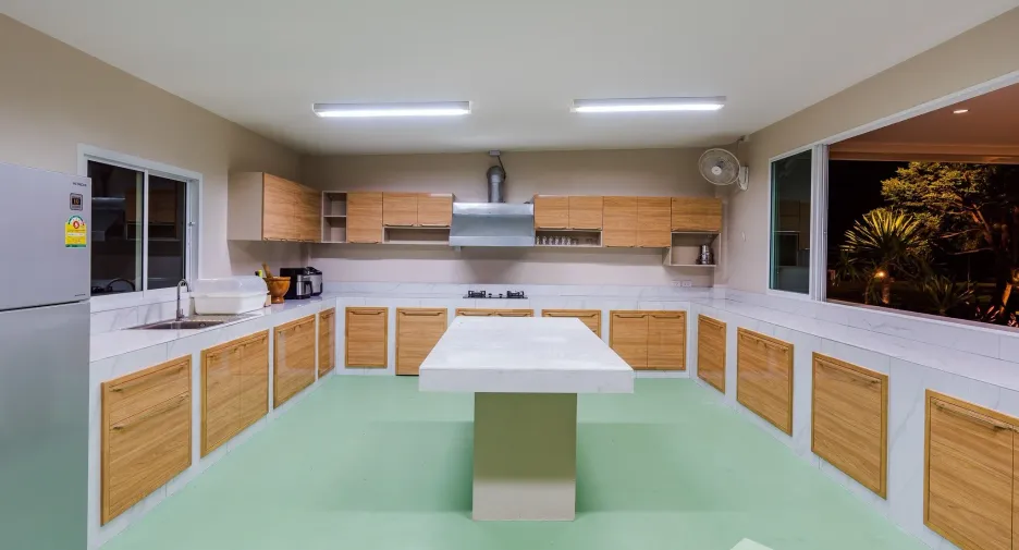 For rent 4 bedrooms house in Hua Hin, Prachuap Khiri Khan