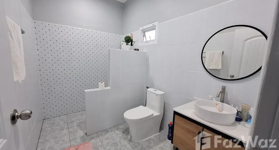 For sale 28 ベッドルーム house in Mueang Udon Thani, Udon Thani