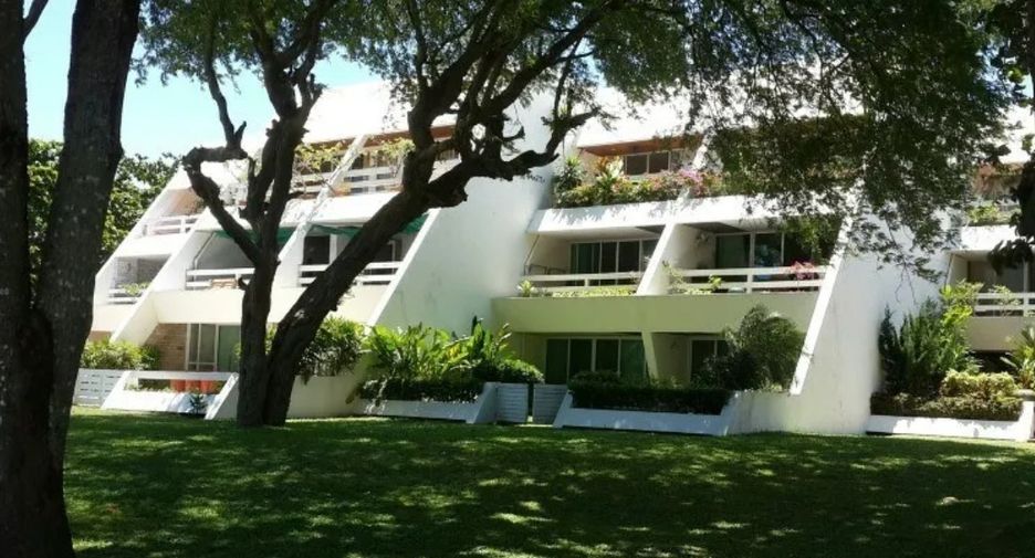 For sale 2 bedrooms condo in Bang Saray, Pattaya