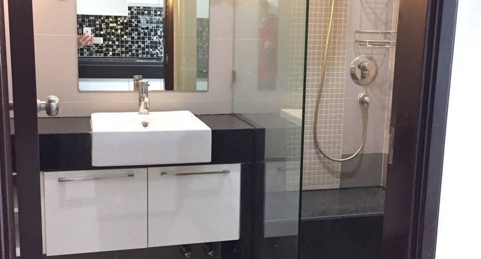 À vendre studio condo à Bang Kho Laem, Bangkok