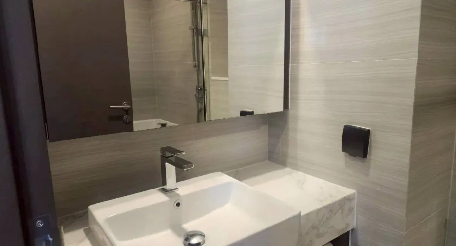 For sale 2 bedrooms condo in Watthana, Bangkok