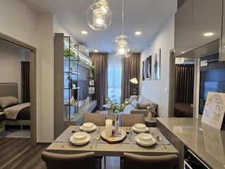 À louer 2 chambres condo à Huai Khwang, Bangkok