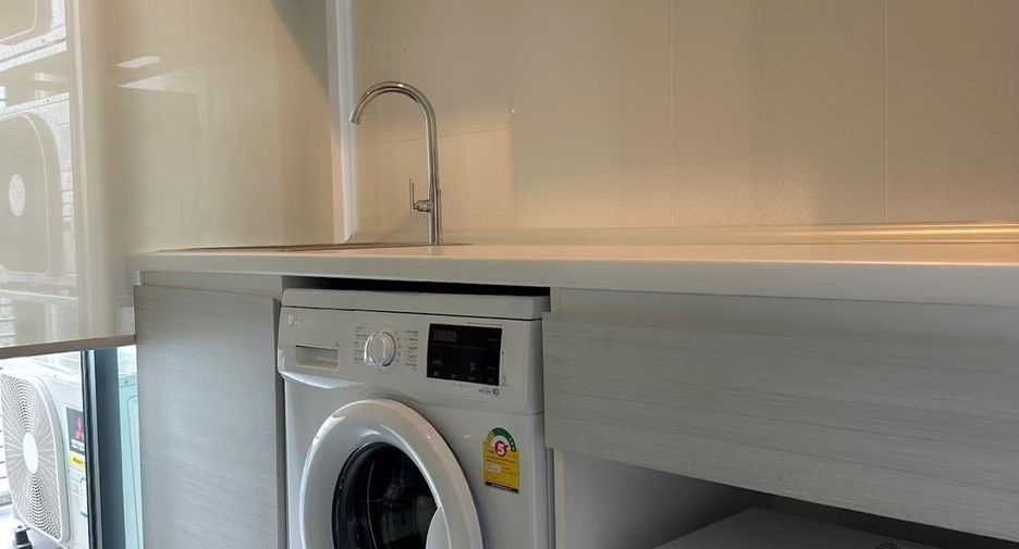 Condo en venta de 2 habitaciones en Bang Sue, Bangkok