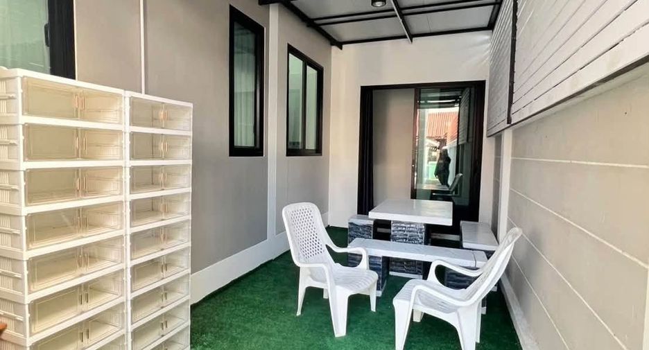 Haus zur Miete mit 3 Zimmer in Bang Lamung, Chonburi
