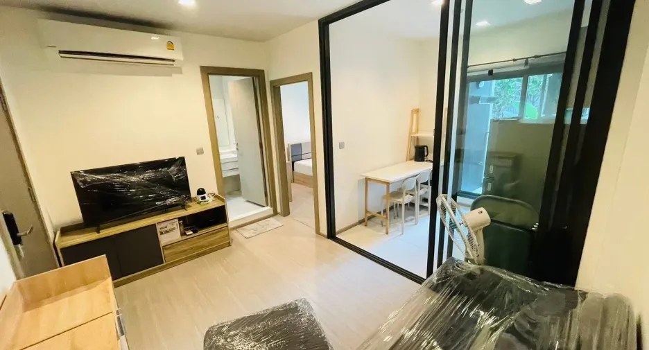 For rent 1 Beds condo in Huai Khwang, Bangkok