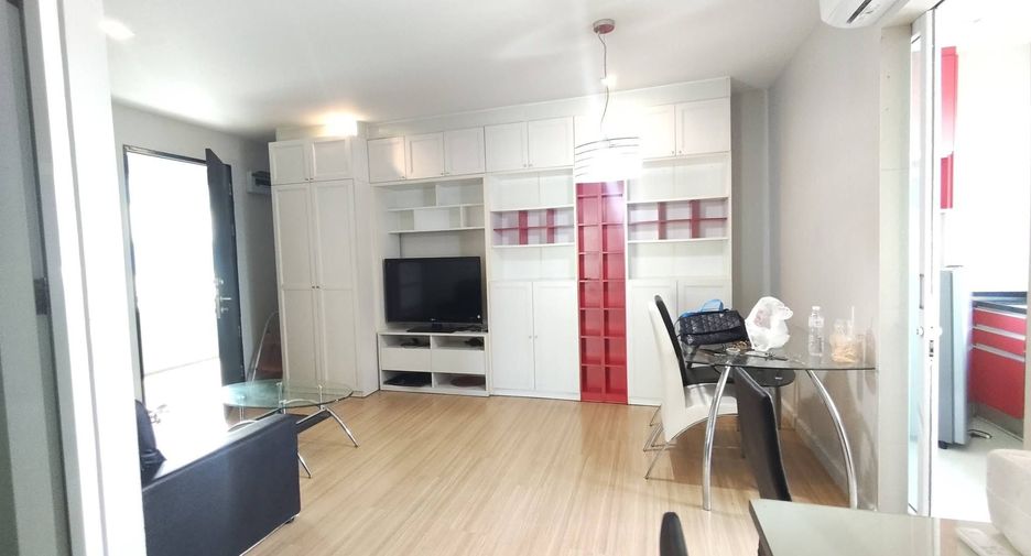 For rent 2 ベッドルーム condo in Wang Thonglang, Bangkok