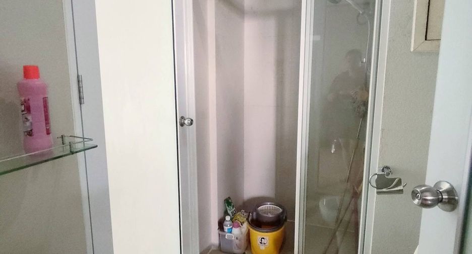 For rent 2 ベッドルーム condo in Wang Thonglang, Bangkok