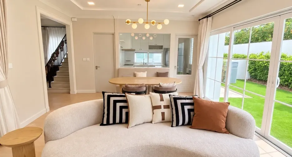 For rent 4 bedrooms house in Bang Phli, Samut Prakan