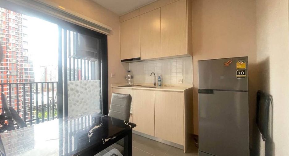 Condo en alquiler de 1 habitaciones en Bang Kapi, Bangkok