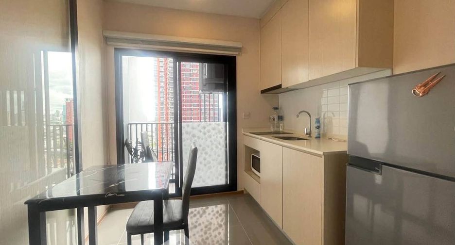 Condo en alquiler de 1 habitaciones en Bang Kapi, Bangkok