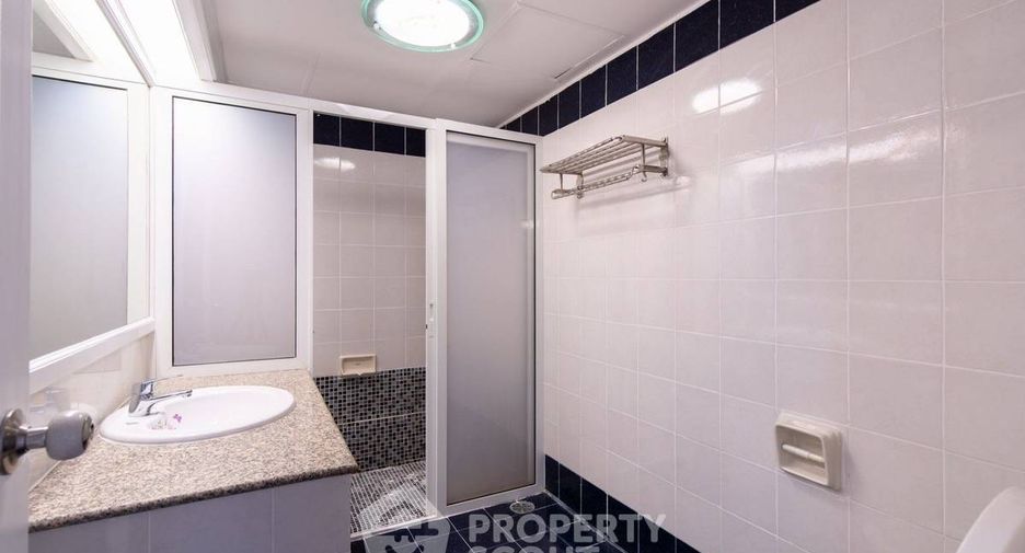 Condo en venta de 3 habitaciones en Watthana, Bangkok