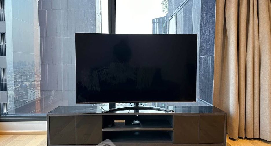 For rent 1 bed condo in Huai Khwang, Bangkok