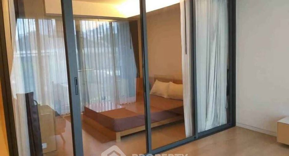 For rent 1 bed condo in Watthana, Bangkok
