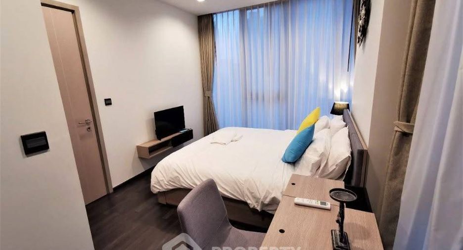 For rent 2 bedrooms condo in Huai Khwang, Bangkok