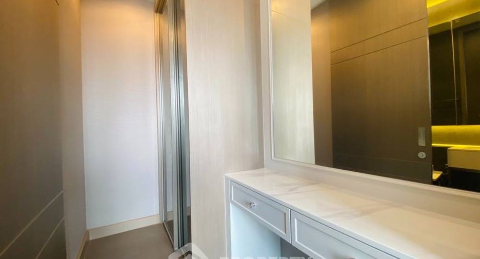 For sale 1 bed condo in Watthana, Bangkok