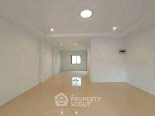 Casa en venta de 4 habitaciones en Mueang Chon Buri, Chonburi