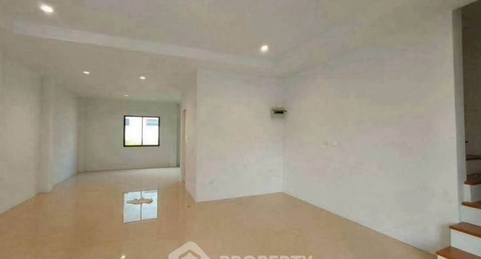 Casa en venta de 4 habitaciones en Mueang Chon Buri, Chonburi
