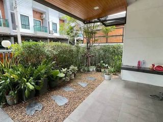 出售 3 卧室 独立屋 在 Si Racha, Chon Buri