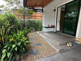 出售 3 卧室 独立屋 在 Si Racha, Chon Buri