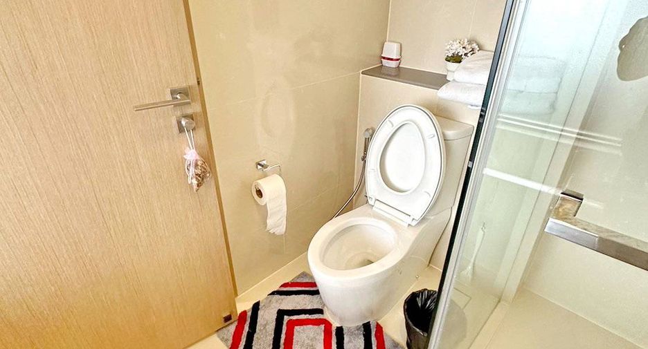 For rent and for sale 1 bed condo in Watthana, Bangkok