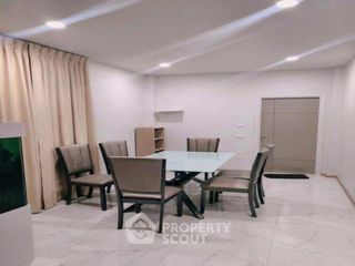 Condo en venta de 3 habitaciones en Si Racha, Chonburi