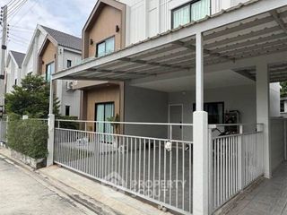 Condo en venta de 3 habitaciones en Si Racha, Chonburi