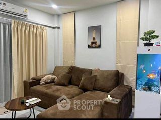 Condo en venta de 3 habitaciones en Si Racha, Chonburi