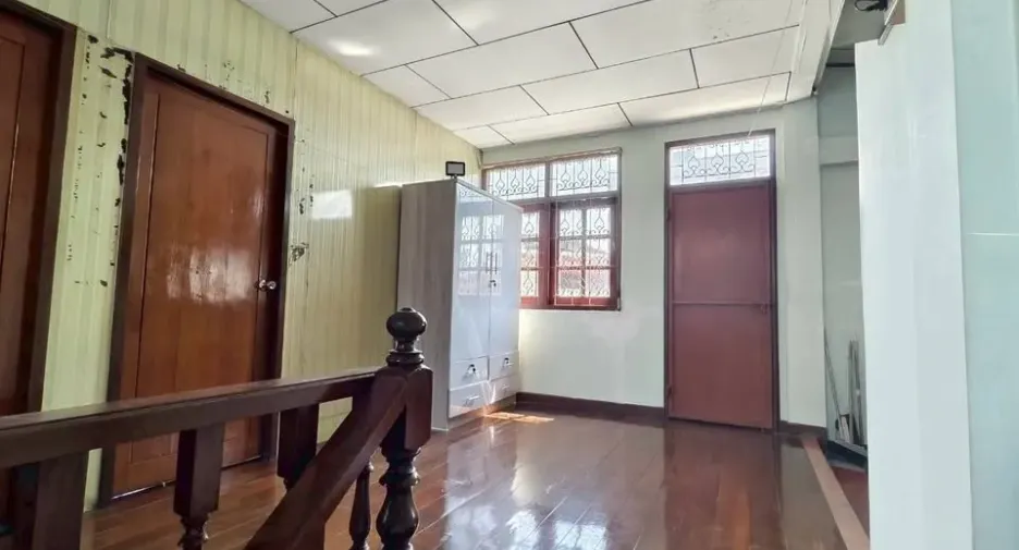 Haus zum Kauf mit 3 Zimmer in Phra Pradaeng, Samut Prakan