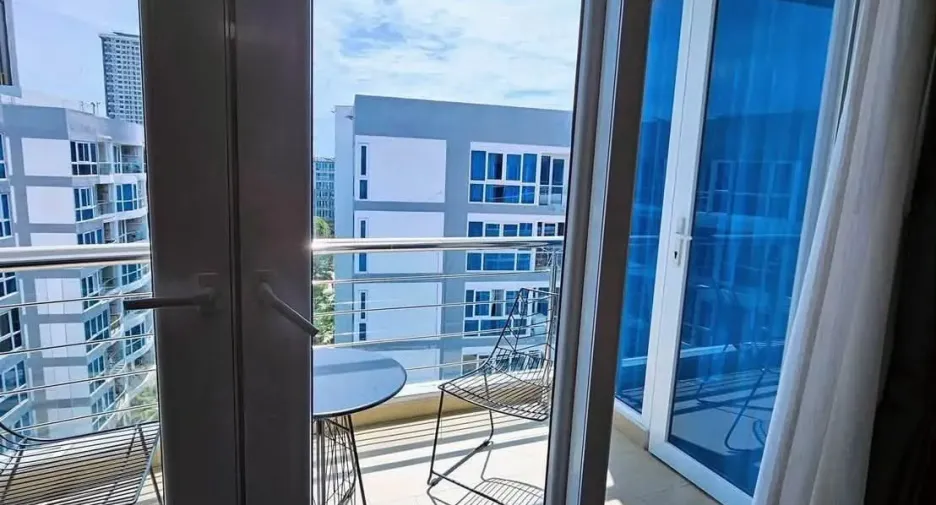 出售 2 卧室 公寓 在 Bang Lamung, Chon Buri