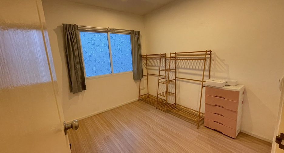 À vendre 3 chambres maison de ville à Prawet, Bangkok