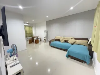 出售 3 卧室 联排别墅 在 Prawet, 曼谷