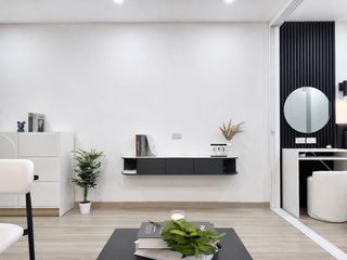 For sale 1 Beds condo in Wang Thonglang, Bangkok