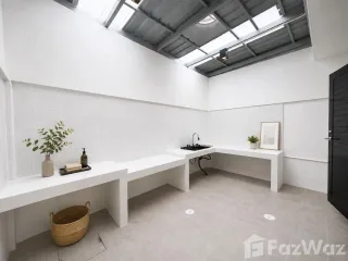 出售 2 卧室 联排别墅 在 华欣, 班武里府