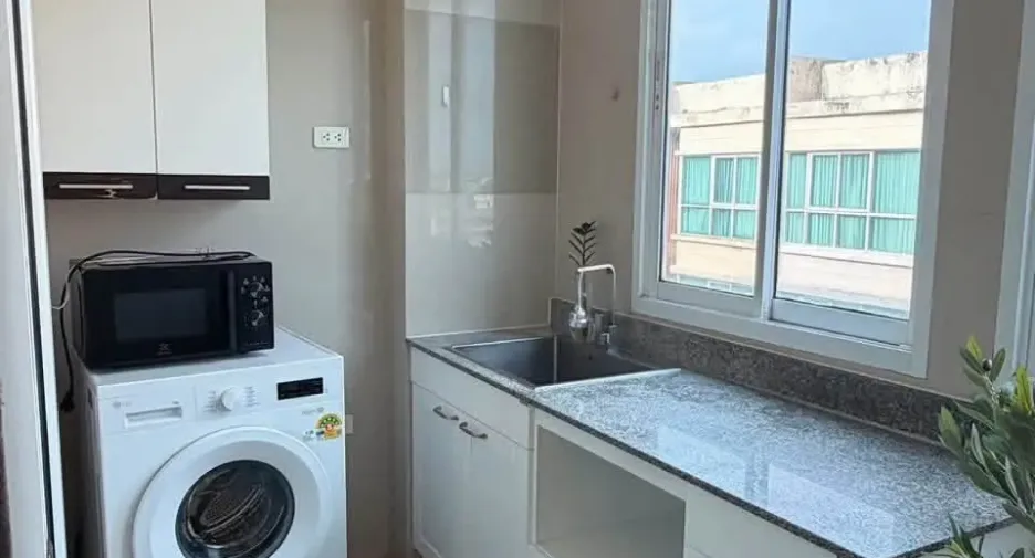 For rent 2 ベッドルーム condo in Wang Thonglang, Bangkok