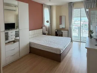 À louer 2 chambres condo à Wang Thonglang, Bangkok