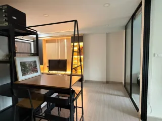 À louer 1 chambre condo à Mueang Samut Prakan, Samut Prakan