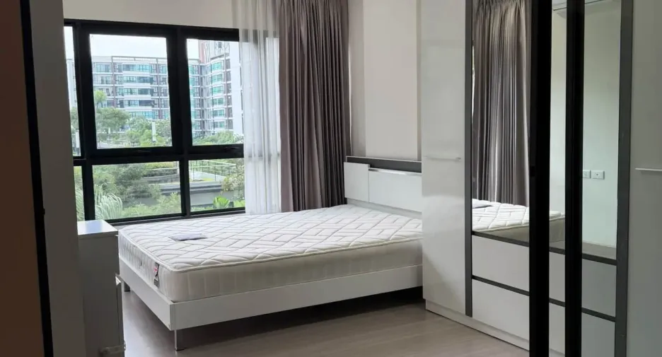 For rent 1 bed condo in Mueang Samut Prakan, Samut Prakan