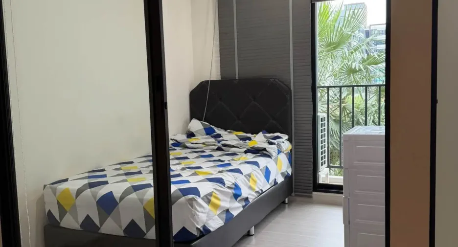 For rent 1 bed condo in Mueang Samut Prakan, Samut Prakan
