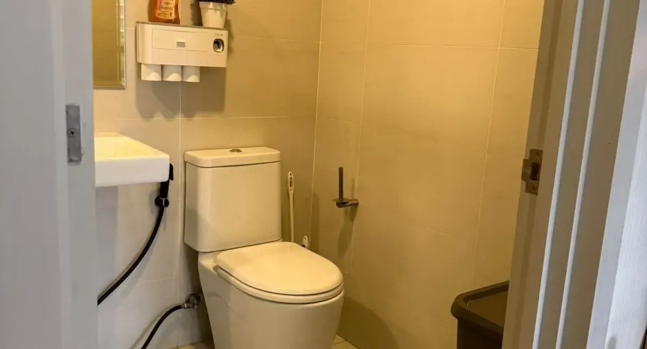 For rent 1 bed condo in Mueang Samut Prakan, Samut Prakan