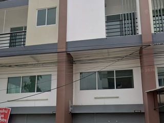 For rent 3 bedrooms townhouse in Mueang Chiang Mai, Chiang Mai
