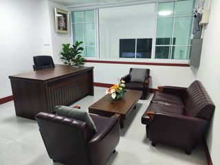 For rent 3 bedrooms townhouse in Mueang Chiang Mai, Chiang Mai