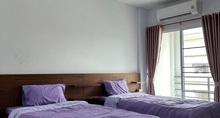 For rent 3 bedrooms townhouse in Mueang Chiang Mai, Chiang Mai